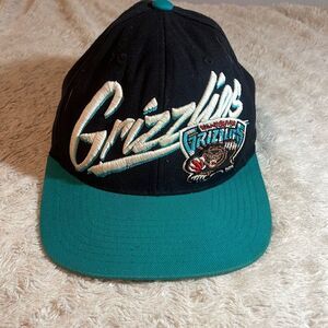 Mitchell & Ness Black and Teal Memphis Grizzlies Script Snapback Hat